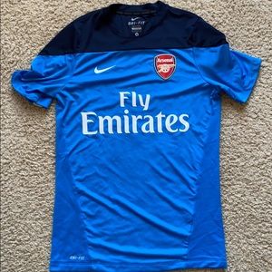 Arsenal training top
